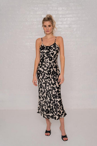 THIRD TIER Sleeveless Slip Dress