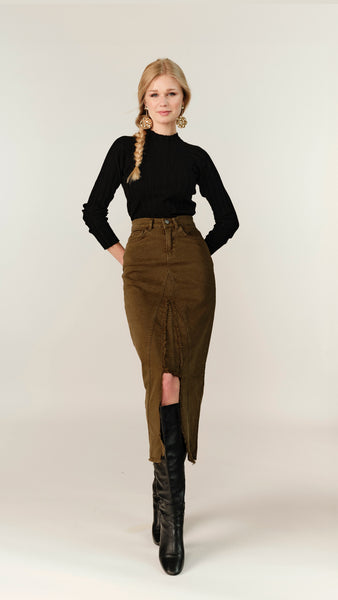 Ribbed Turtleneck-Black
