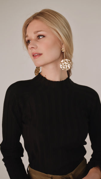 Ribbed Turtleneck-Black