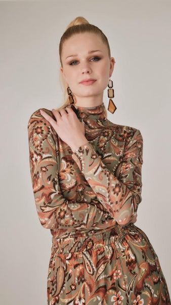 Knit Turtleneck - Rust Paisley