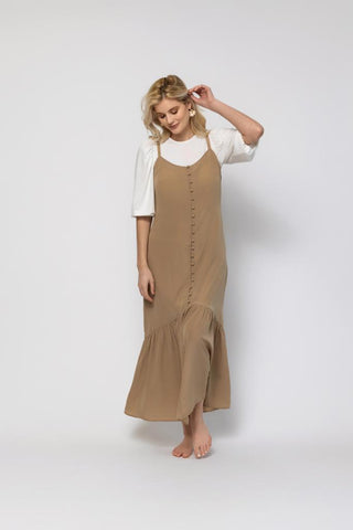 スカート Bibiy ODETTE JUMPER DRESS BIBIY. ODETTE QUILTING SERIES PRE-ORDER｜Bibiy.